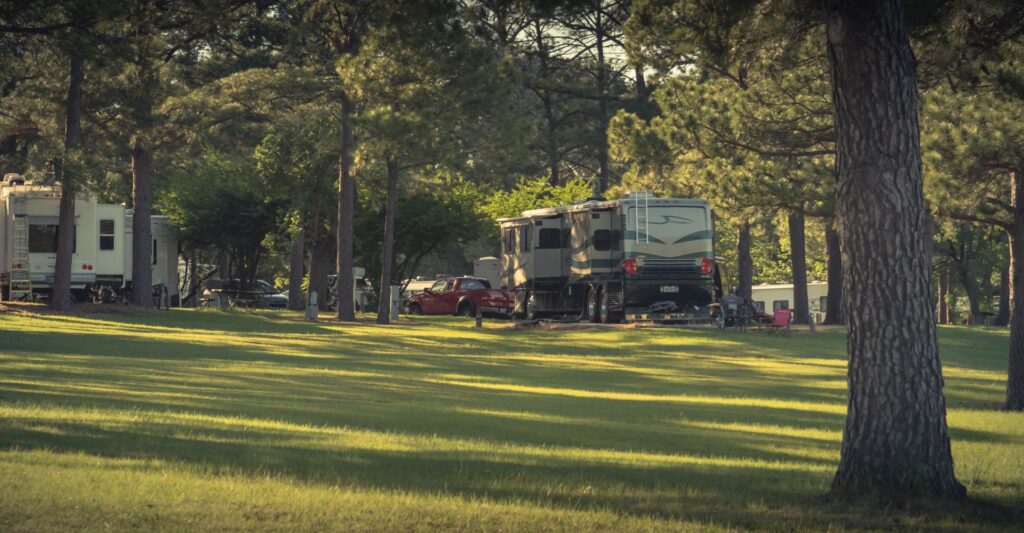 Tips for First-Time RV Owners Staying at an RV Park - Featured Image
